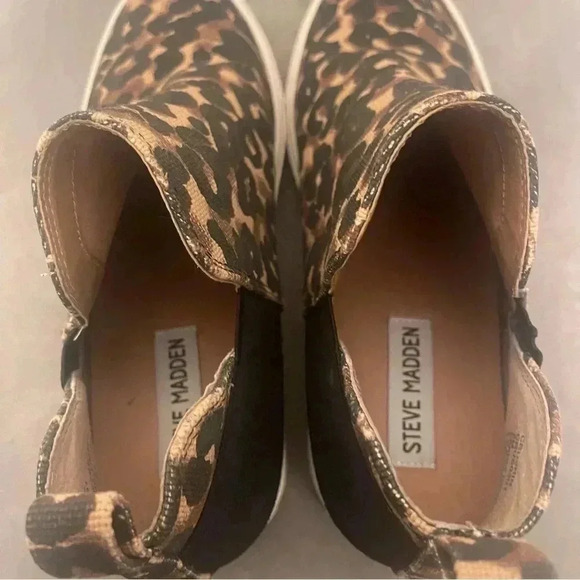 Steve Madden Crushin Leopard Slip On Wedge Sneakers Size 8 - Picture 9 of 10